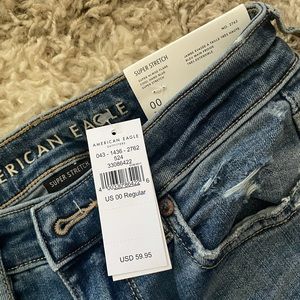 AE Hi-Rise Flare Jeans New W/ Tags